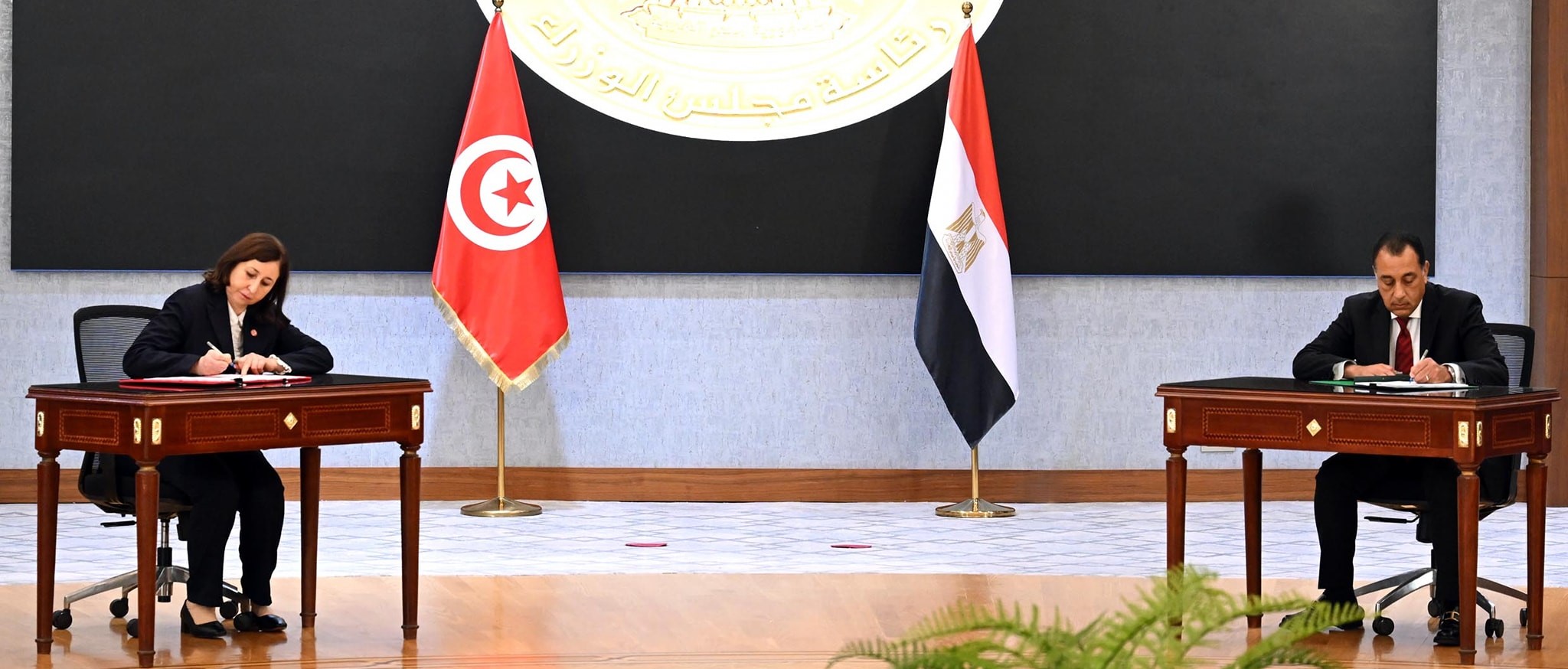 Egypt, Tunisia sign 8 MoUs to enhance cooperation

